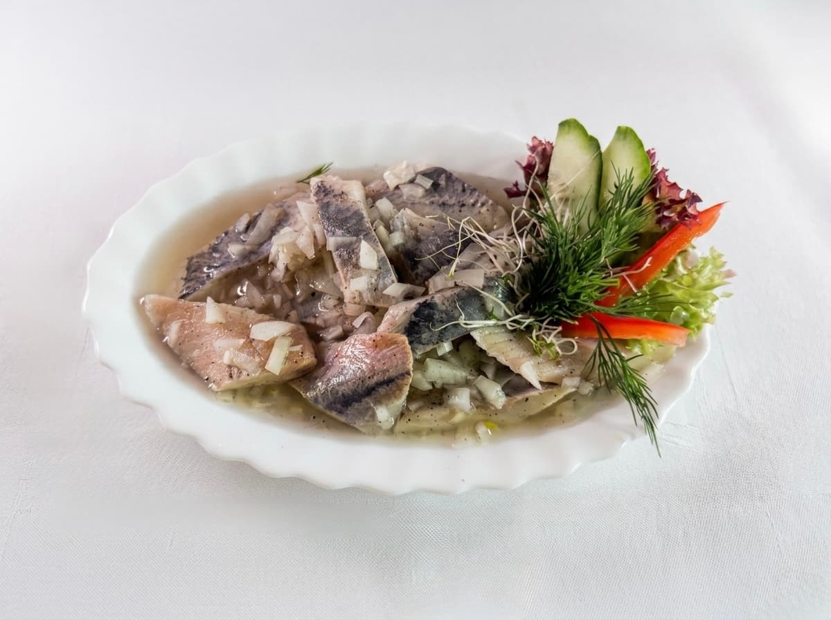 Śledzie z cebulką w oleju